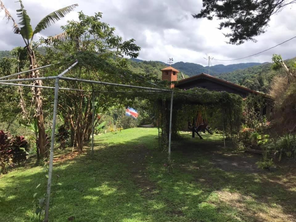 Navarro Mountain Cartago Bagian luar foto